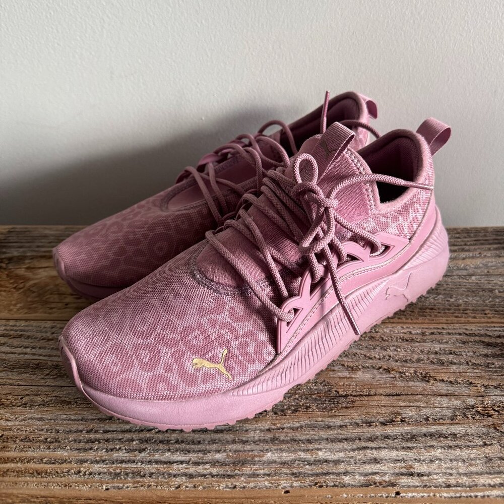 USED-Women's Puma Pacer Future Allure Triple Basic Sneaker-Size 10